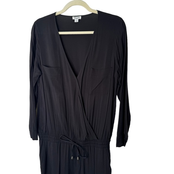 Splendid Long Sleeve Open Neck Black Jumpsuit with Synched Waist Size Large - Picture 4 of 8